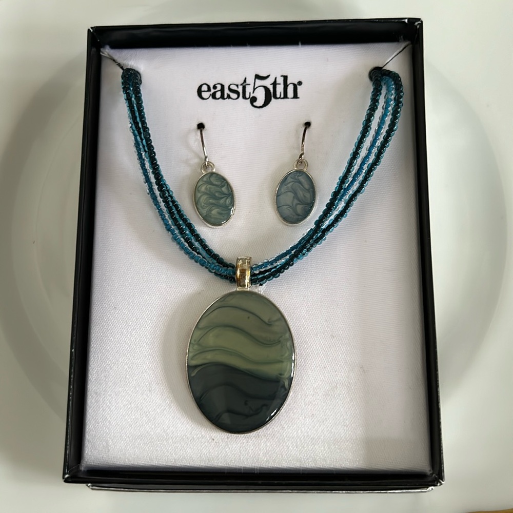 East Fifth Beaded/Enamel Necklace & Earring Set
